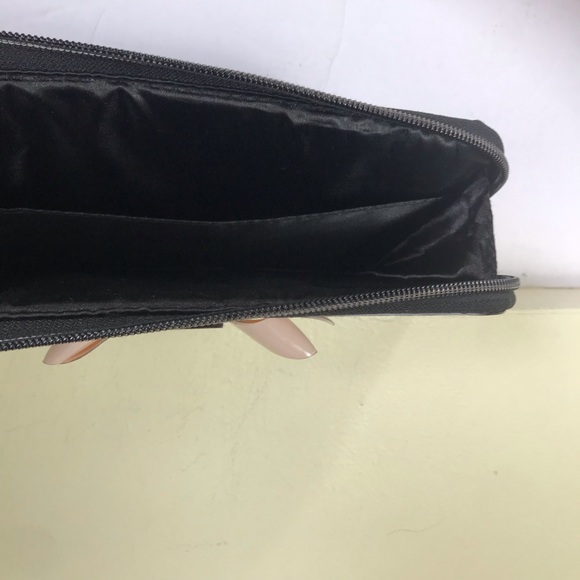 Ted Baker Padded Case Bow Logo Zipper Patent Faux Leather Zippy iPad Mini Clutch - Picture 6 of 12